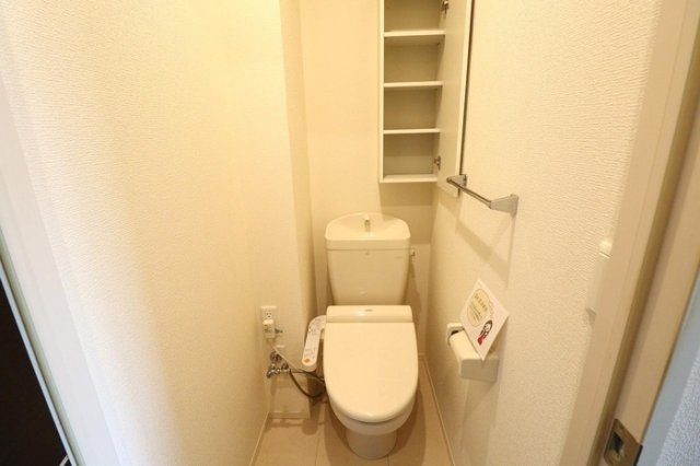 D-room住吉のトイレ