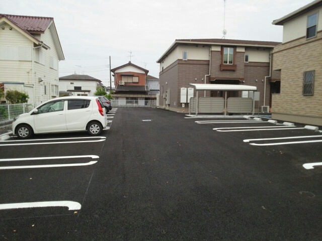 コンセェクアット　Aの駐車場