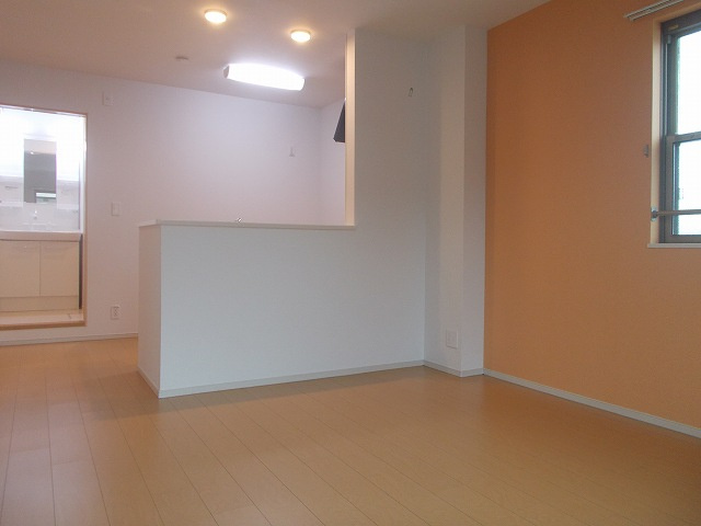 コンセェクアット　Aの居間・リビング