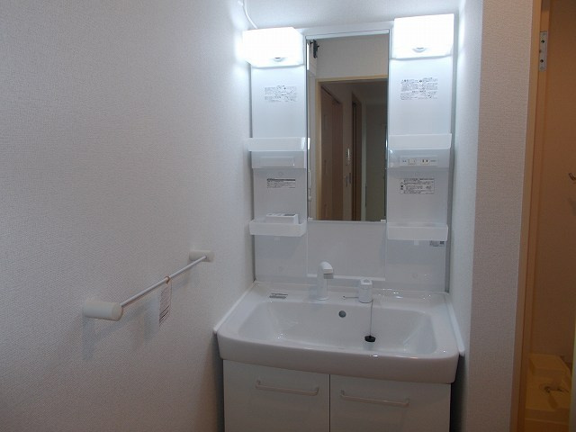 コンセェクアット　Aの洗面所