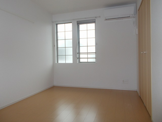 コンセェクアット　Aの洋室