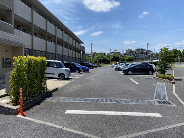 シェグラヴェートの駐車場