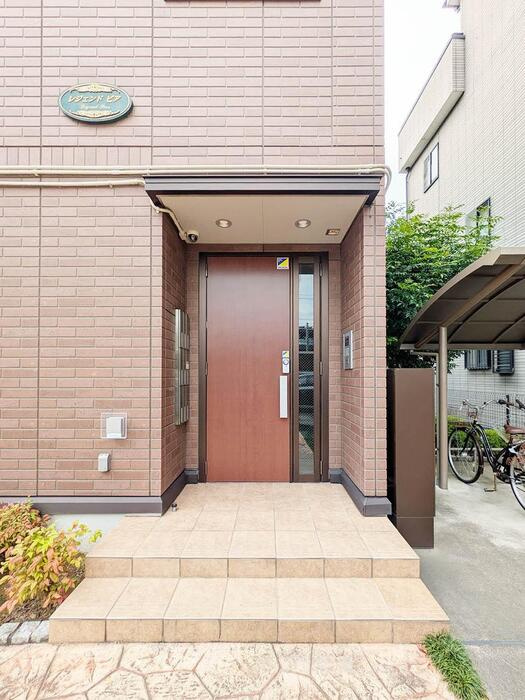 レジェンドピアのエントランス|清潔なエントランスです