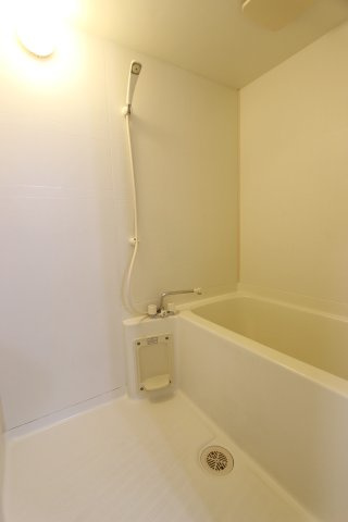 アネックス佐々の浴室|参考写真です。現況優先。