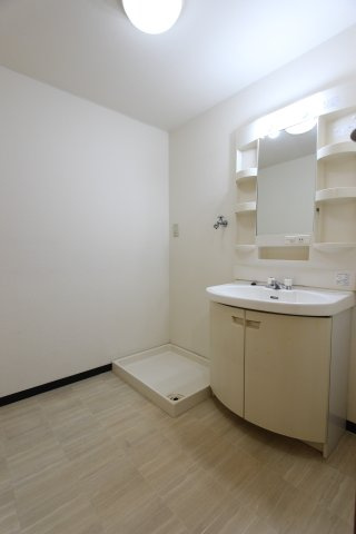 アネックス佐々の洗面所|参考写真です。現況優先。