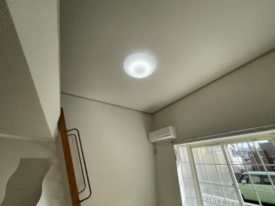 【寝室】 | コーポビューティー | 使い勝手のいい寝室です