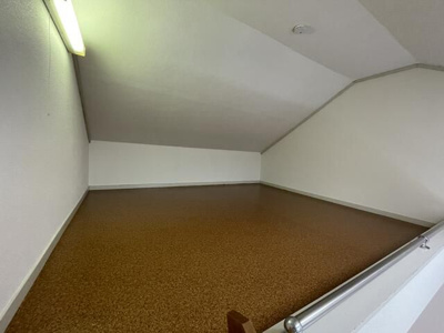 【寝室】 | コーポビューティー | 広くて明るい寝室