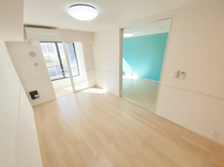 【居間・リビング】 | フランアンジュ　Ⅵ | ゆったり過ごせる居間です