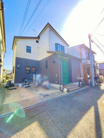 堀溝2丁目　中古一戸建ての駐車場|駐車1台可能
■物件内覧・資金計画相談・住宅ローン相談、リフォーム相談、お問合せ受付中■
※当日・翌日のご内覧、ご相談はお電話でのお問合せがスムーズです！