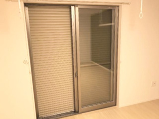 【バルコニー】 | ルミナス　スカイ | シャッター