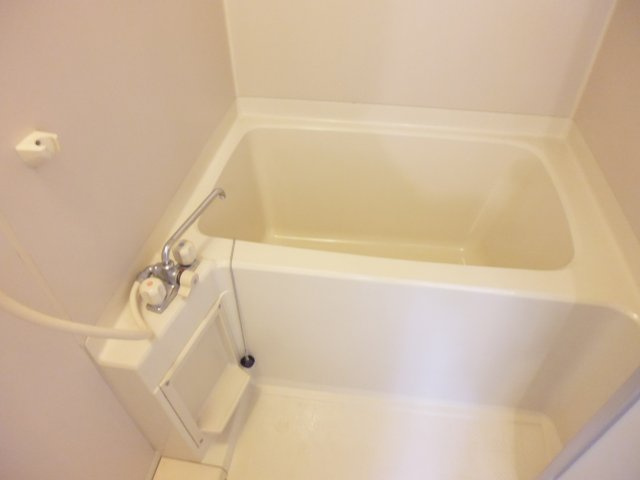 西明石グランドハイツの浴室