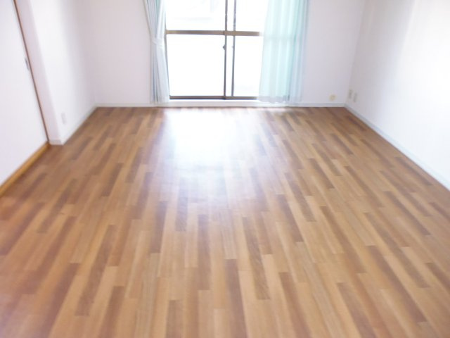 西明石グランドハイツの居間・リビング|10帖リビング