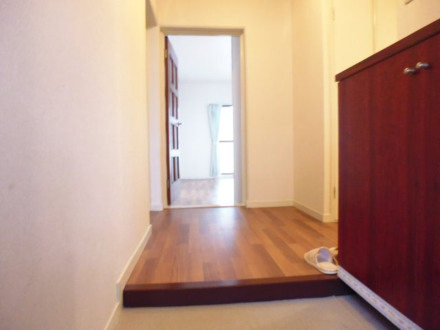 西明石グランドハイツの玄関