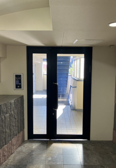 サンビルダー六甲山ノ手のロビー