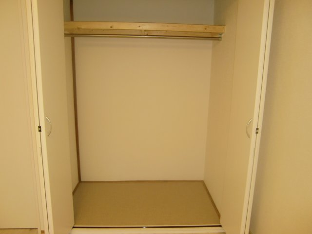 サンビルダー六甲山ノ手の収納