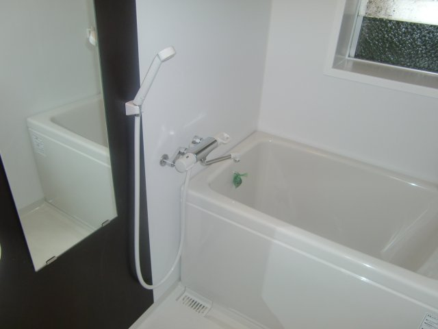 サンビルダー六甲山ノ手の浴室