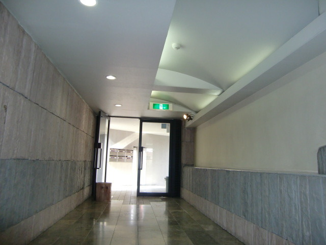 サンビルダー六甲山ノ手のロビー