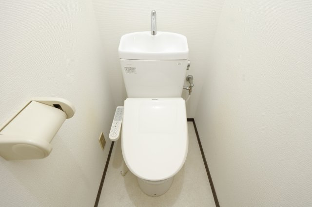 ルーミー高砂Ⅱ号館のトイレ