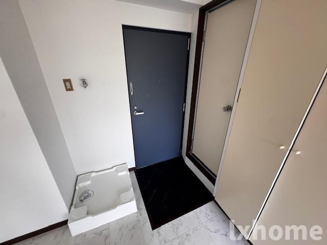 プレアール南春日丘の玄関|明るい玄関です