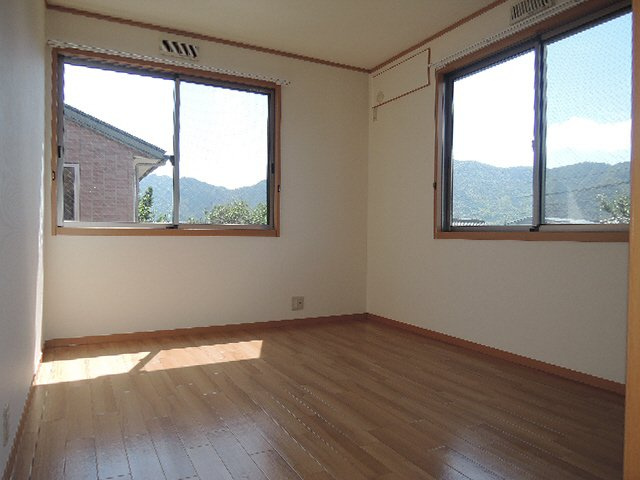 コンフォート井野原Ⅲの子供部屋