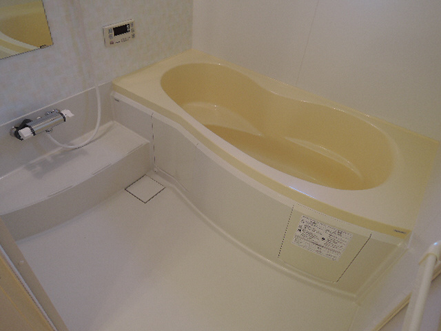 コンフォート井野原Ⅲの浴室