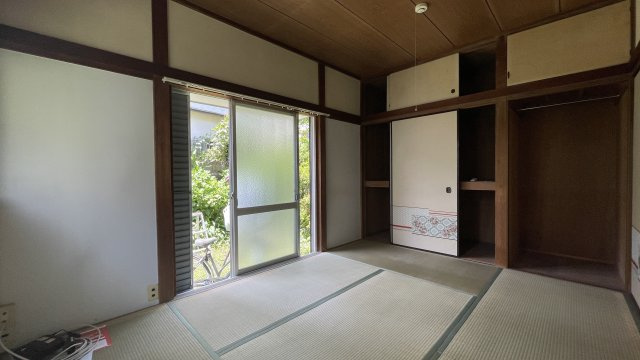 ゆったりとくつろげる和室です