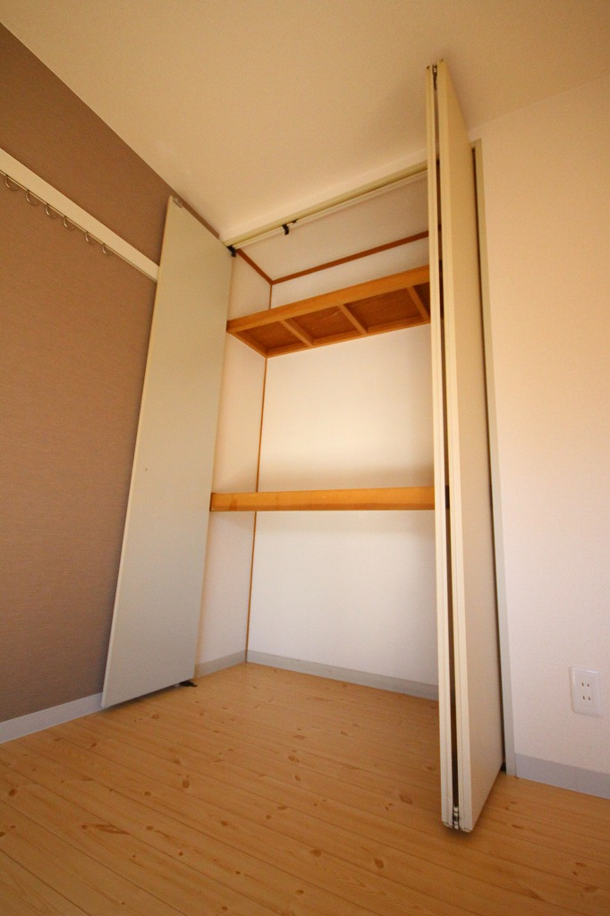 ガナール・セレッソの収納|※お部屋により仕様が異なる場合があります※