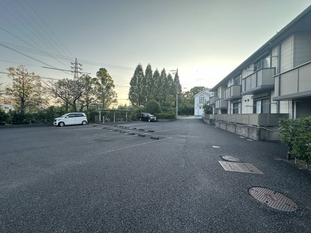 サニーコート保見南山　A棟の駐車場
