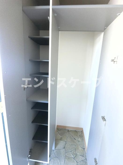 カーサＨＡＫＯＤＡの玄関|高崎、前橋エリアのお部屋探しはエンドスケープまで！お客様の理想お聞かせ下さい♪
