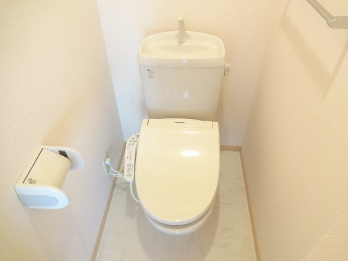 熊本市南区元三町２丁目のアパートのトイレ
