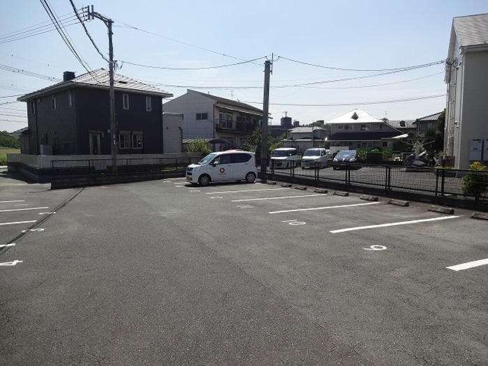 熊本市南区元三町２丁目のアパートの駐車場