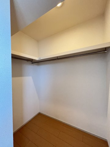 コリーヌ　リジエールの内装|大容量の洋室クローゼット