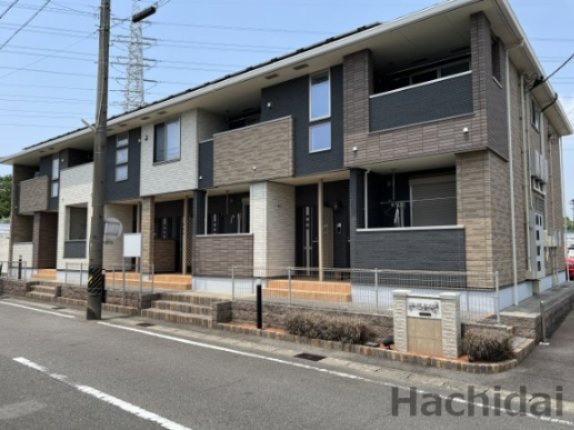 コリーヌ　リジエール