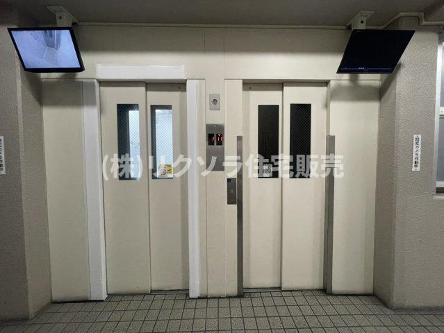 日光ハイツ香里第五のその他共用部分|エレベーター2基　防犯カメラ有
■物件内覧・資金計画相談・住宅ローン相談、リフォーム相談、お問合せ受付中■
※当日・翌日のご内覧、ご相談はお電話でのお問合せがスムーズです！