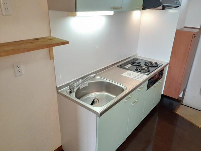 サンハイツ長者ヶ台Ｂ棟のキッチン