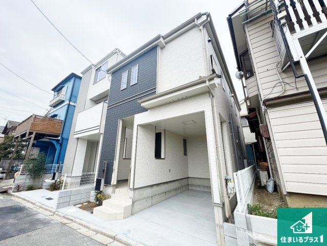 大阪狭山市池尻北　新築一戸建ての外観|お客様に長く安心して住んでいだだける事にこだわった家づくり！住んでからのアフターサービスにもしっかりと取り組んでいます！