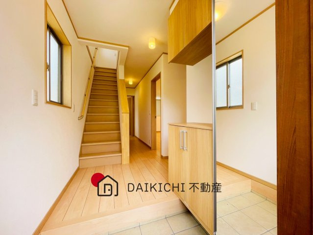 【玄関】 | 行田市城西5丁目　中古戸建