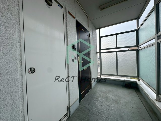 T-BLD神屋町の玄関