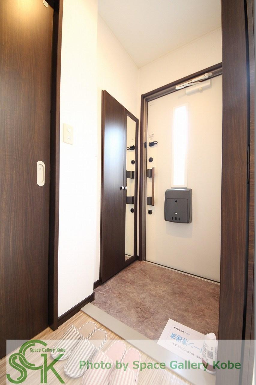 ハイツフローラ南の玄関|※お部屋により仕様が異なる場合があります。