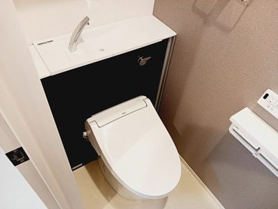 【トイレ】 | ラ・ヴィヴェール