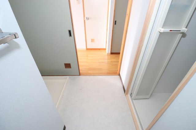 塩田町マンションの洗面所