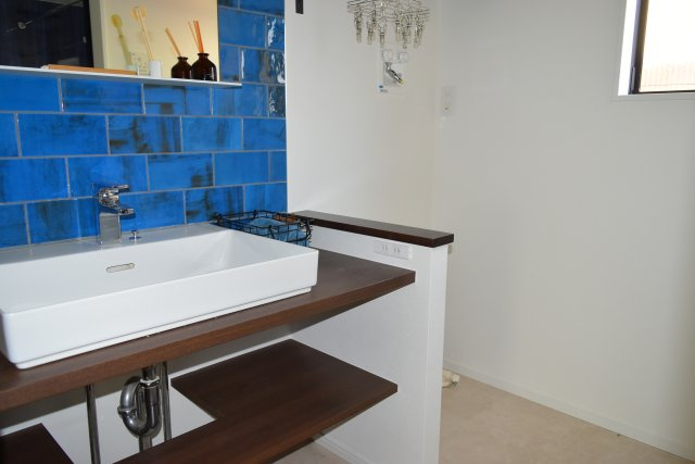 国分寺市本多４丁目の中古一戸建の洗面所