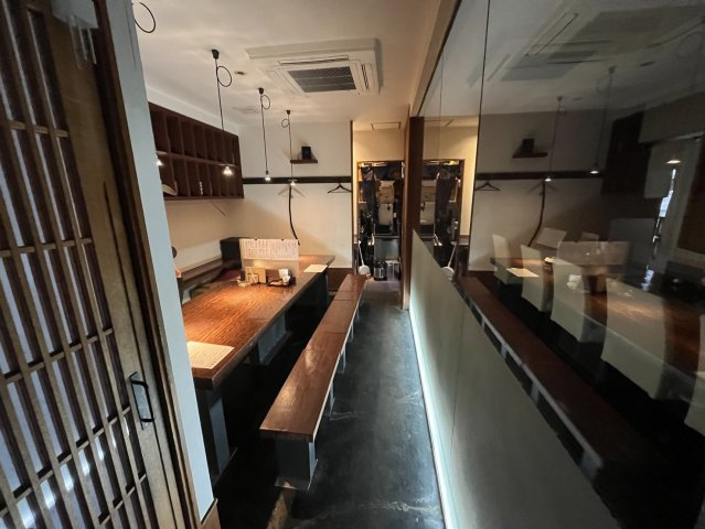 新小岩一丁目居抜き店舗の内装