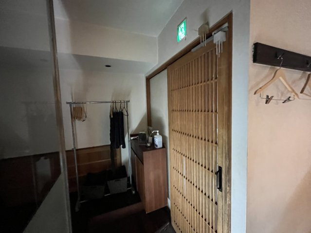 新小岩一丁目居抜き店舗の玄関