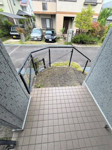 北山1丁目　中古一戸建てのエントランス|ポーチ
■物件内覧・資金計画相談・住宅ローン相談、リフォーム相談、お問合せ受付中■
※当日・翌日のご内覧、ご相談はお電話でのお問合せがスムーズです！