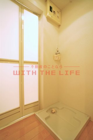 イーストレガロ（ｅｓｔ ｒｅｇａｌｏ）【キャッシュバック対象物件】の洗面所|脱衣スペースもあります