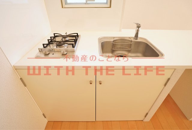 イーストレガロ（ｅｓｔ ｒｅｇａｌｏ）【キャッシュバック対象物件】のキッチン|きれいなキッチンです