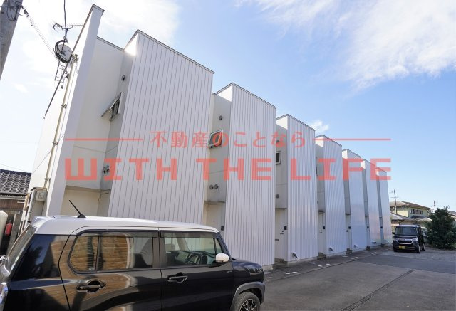 イーストレガロ（ｅｓｔ ｒｅｇａｌｏ）【キャッシュバック対象物件】の外観|外観は落ち着いています