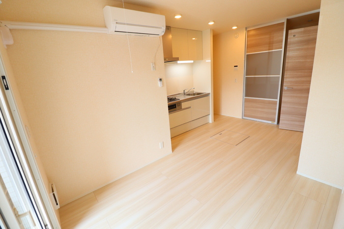 川崎市多摩区東生田１丁目のアパートの居間・リビング|同年同施工会社参考