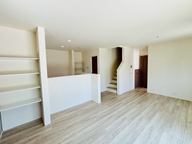 リナージュ／東区尾ノ上３丁目24-1期／２号棟の居間・リビング